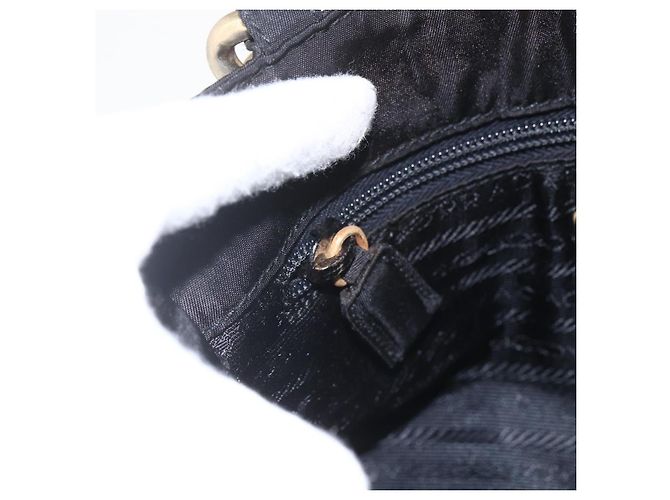 PRADA Borsa a mano con catena in nylon nero e oro Auth gh1687 D'oro - vista 18
