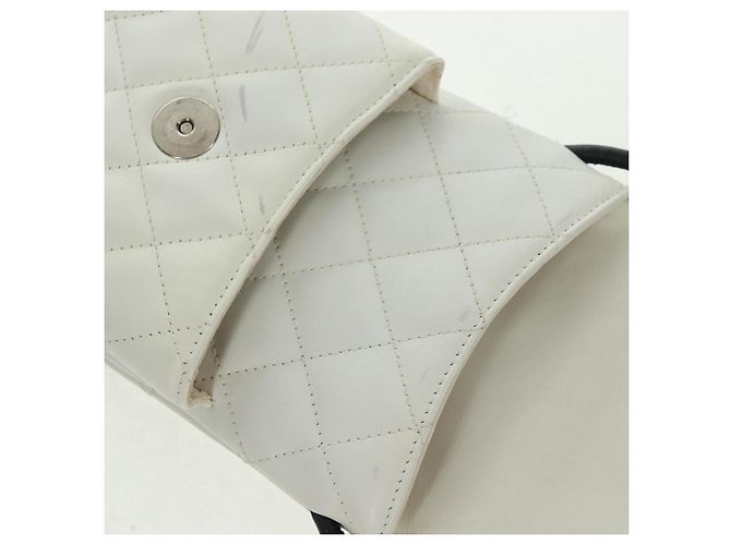 Sac à épaule CHANEL Matelassé Cambon en cuir blanc et noir CC Auth BA9742V - vue 20
