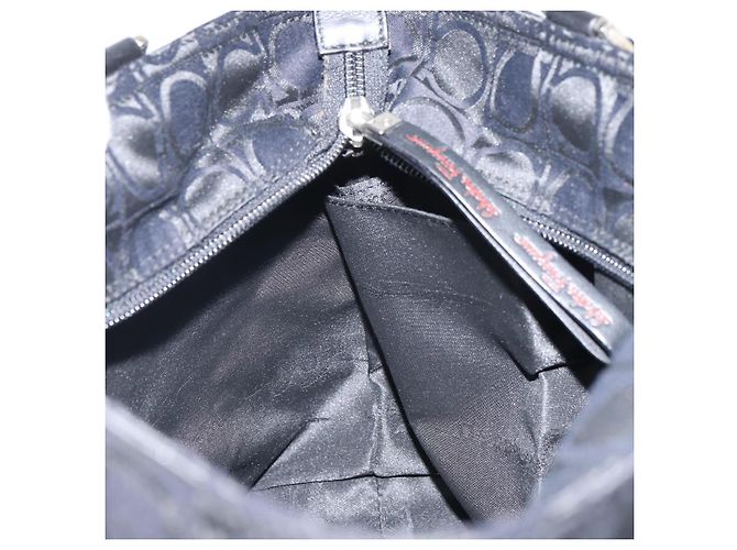 Salvatore Ferragamo Borsa Tote Gancini in Nylon Nero Argento Auth gh1671 - vista 18