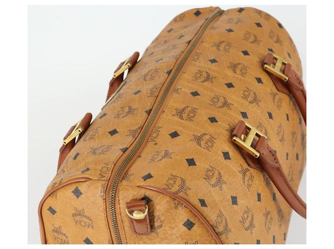 Borsa Boston Vicetos Logogram MCM in pelle PVC marrone e oro Auth 164740 D'oro - vista 6