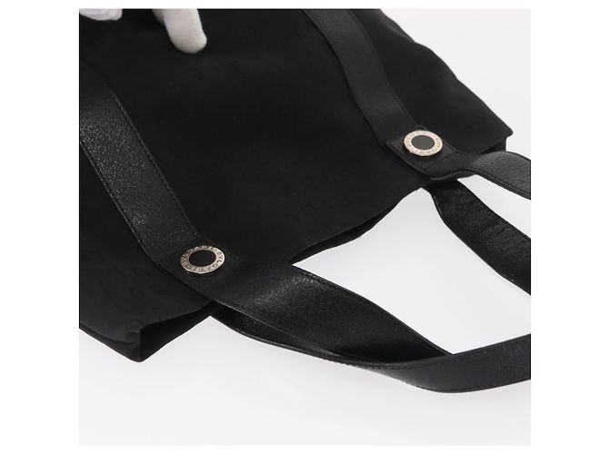 Bulgari BVLGARI Logo Mania Handtasche aus schwarzem und silbernem Canvas authentisch 168716 - Ansicht 6