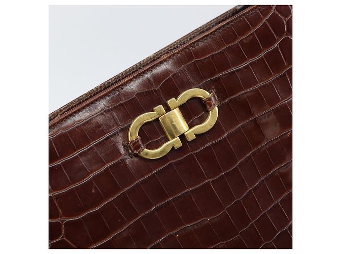 Borsa a spalla Gancini Salvatore Ferragamo in pelle embossata Marrone Oro Auth 162573 D'oro - vista 17