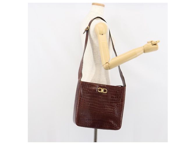 Borsa a spalla Gancini Salvatore Ferragamo in pelle embossata Marrone Oro Auth 162573 D'oro - vista 22
