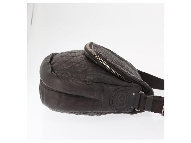 CHANEL Bolsa de Ombro Matelassé Nylon Marrom Prata CC Auth BA9723 - vista 3