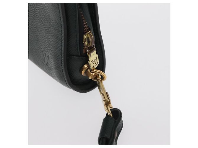 LOUIS VUITTON Clutch Taiga Baikal Epicea M30184 LV Auth ka1986 - vista 8