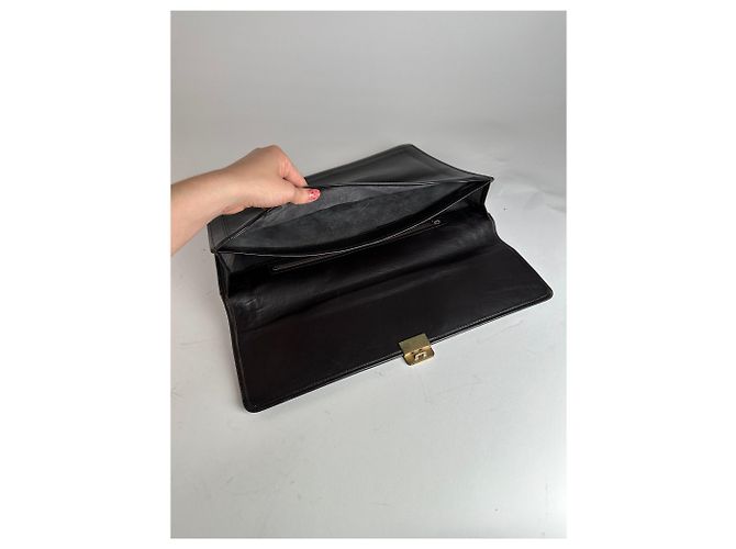 Clutch in pelle vintage Givenchy grande marrone - vista 11