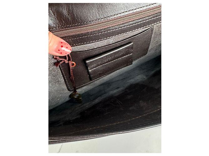 Clutch in pelle vintage Givenchy grande marrone - vista 12