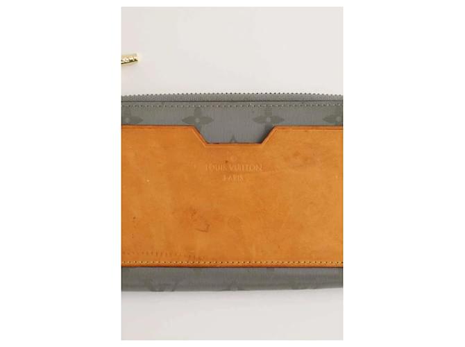 Louis Vuitton Cartera gris - vista 2