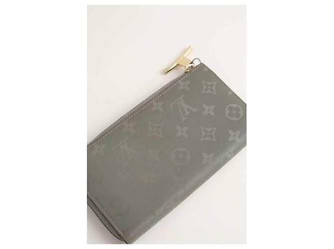 Louis Vuitton Cartera gris - vista 5