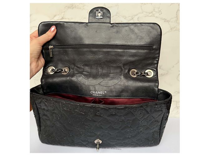 Timeless Chanel jumbo em couro de bezerro estampado símbolos da sorte Preto - vista 11