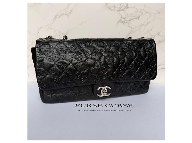 Timeless Chanel jumbo em couro de bezerro estampado símbolos da sorte Preto - vista 15