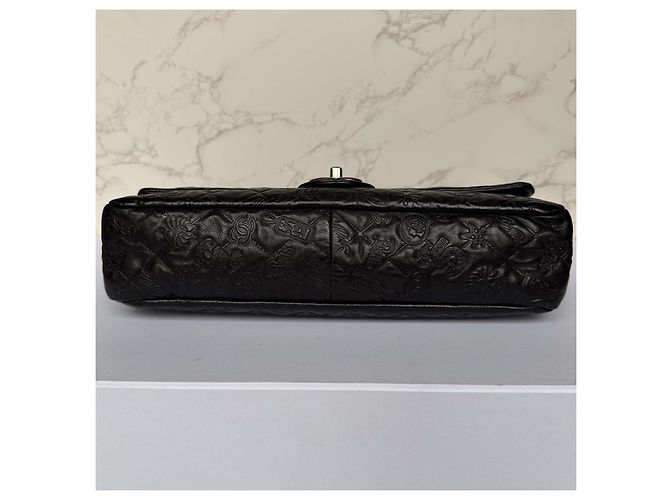 Timeless Chanel jumbo em couro de bezerro estampado símbolos da sorte Preto - vista 6
