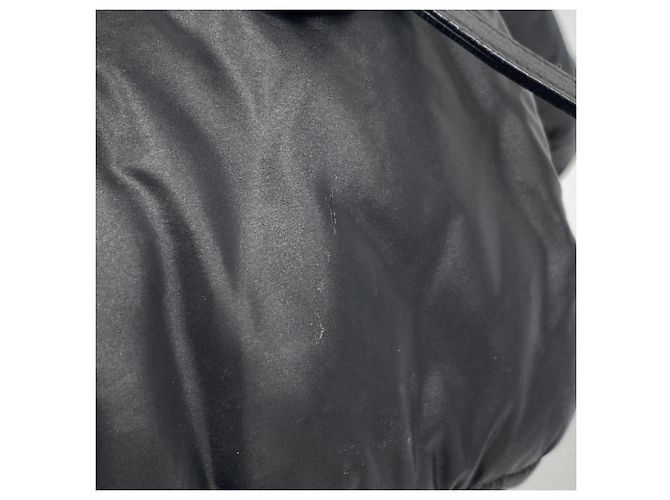 Sac à main en nylon Coco Cocoon de Chanel Noir - vue 11
