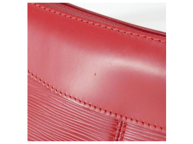 Borsa a Spalla Louis Vuitton Epi Turen PM Rosso - vista 6
