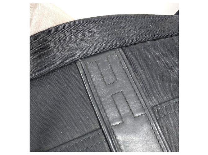 Hermès Borsa a tracolla Hermes Acapulco Basas MM Black - view 4