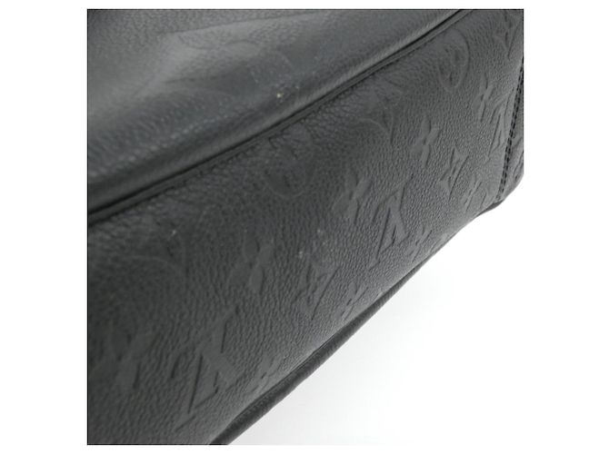 Borsa Trianon MM in Monogram Empreinte Louis Vuitton Nero - vista 3
