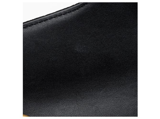 Borsa a tracolla media GG Marmont in velluto decorata con cuori Gucci Nero - vista 10