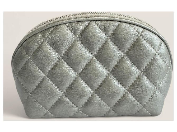 Kosmetiktasche Chanel 2.55/Reissue Silber - Ansicht 3