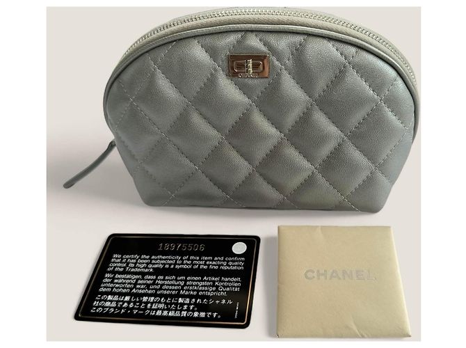 Kosmetiktasche Chanel 2.55/Reissue Silber - Ansicht 5