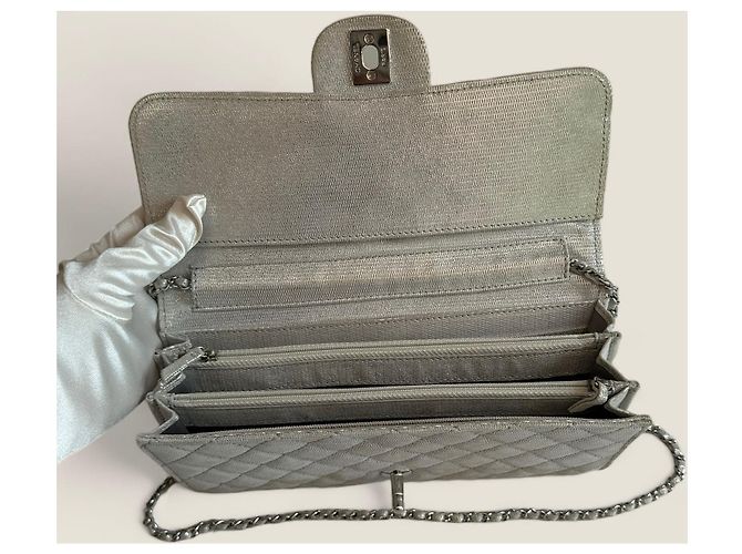 Timeless Clutch Chanel East West con catena argento - vista 4