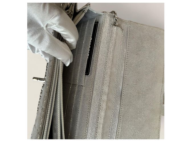 Timeless Clutch Chanel East West con catena argento - vista 8