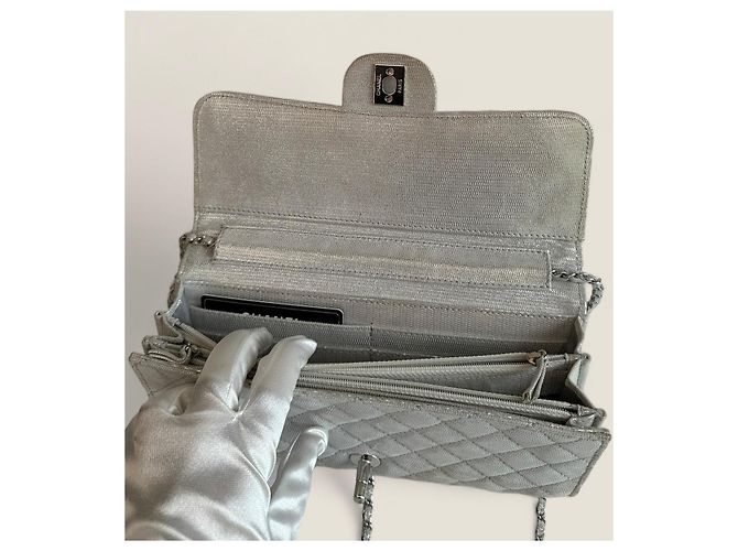 Timeless Clutch Chanel East West con catena argento - vista 9