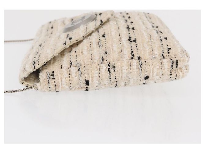 Chanel Clutch Vintage a Catena a Busta in Tweed Piccola Bianco - vista 4