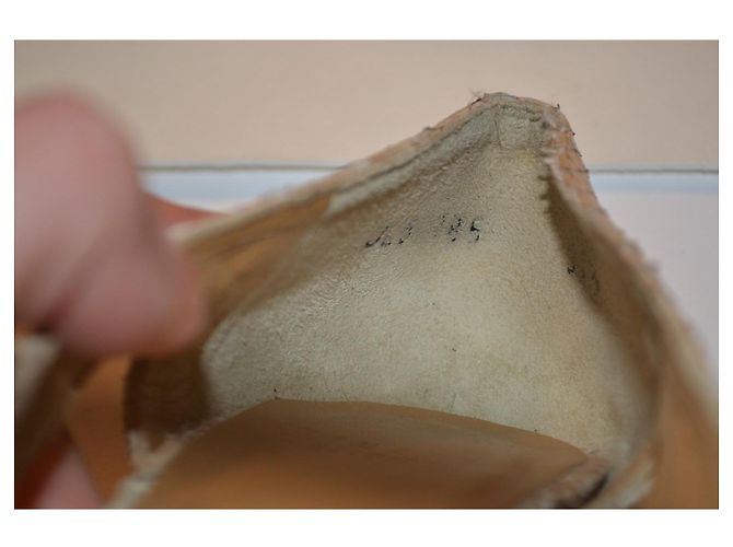 Sapatos de salto Stuart Weitzman em python bege - vista 6