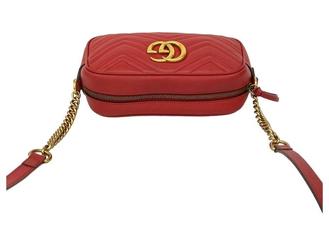Borsa a spalla mini in pelle trapuntata GG Marmont di Gucci Rosso - vista 4