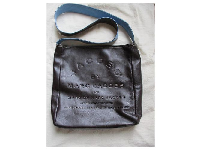 Marc by Marc Jacobs Borsa tote in pelle grana, reversibile marrone/blue. - vista 2