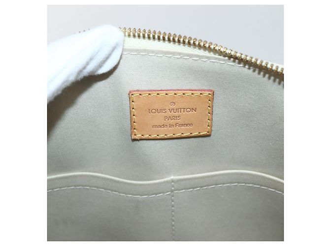 Louis Vuitton Alma Monogram Vernis PM Beige - vista 6