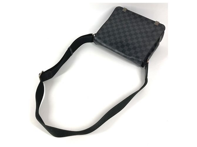 Borsa a tracolla con flap District PM NM Damier Graphite Louis Vuitton Nero - vista 7