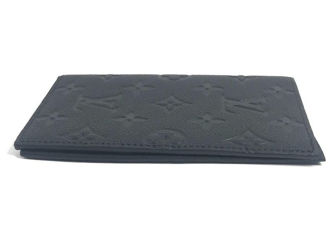 Copri-passaporto Monogram Empreinte Louis Vuitton Nero - vista 5