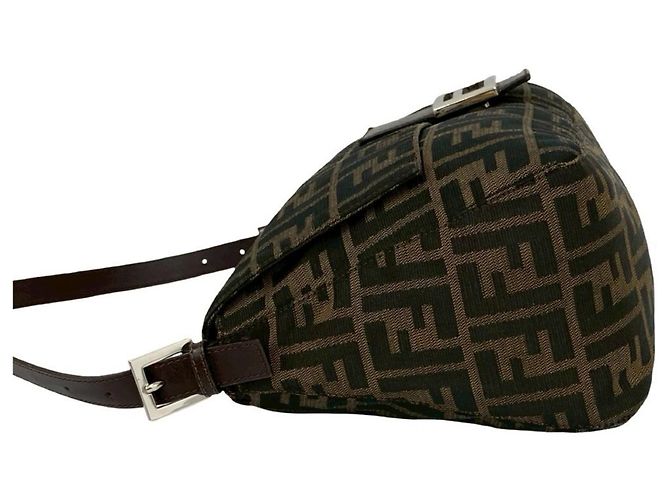 Borsa semi-a-spalla FENDI Mamma Bucket Zucca FF Marrone - vista 5