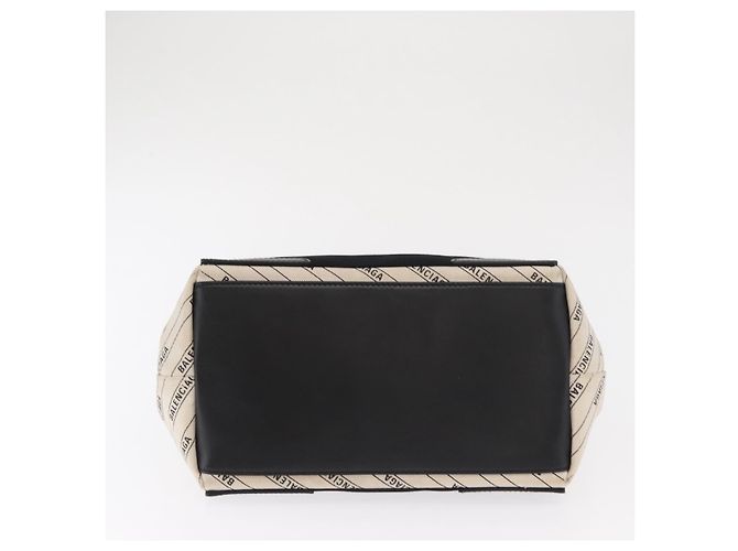 Borsa a mano BALENCIAGA in tela bianca e nera 339933 Auth bs33110 Nero Bianco - vista 9
