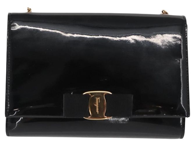 Borsa Vala Chain di Salvatore Ferragamo in pelle verniciata nera e oro Auth hk3377 Nero D'oro - vista 2