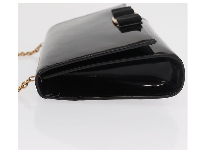 Borsa Vala Chain di Salvatore Ferragamo in pelle verniciata nera e oro Auth hk3377 Nero D'oro - vista 5