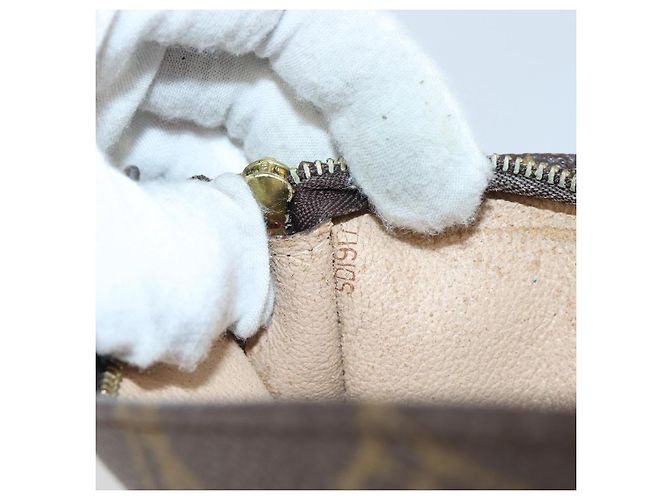 Bucket LOUIS VUITTON Monogramma Secchiello GM Pochette Accessorio LV Auth th6440 - vista 12