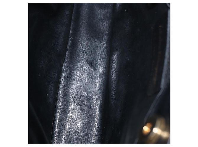 Borsa a spalla a catena Salvatore Ferragamo in pelle nera e oro Auth 149911 Nero D'oro - vista 15