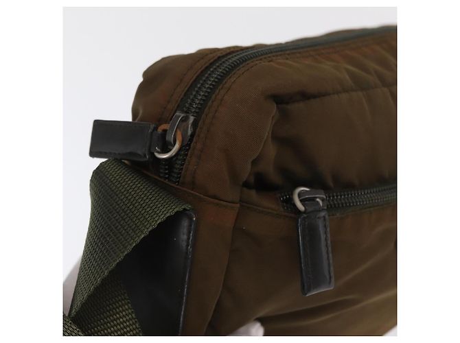 Borsa a Spalla Prada in Nylon Marrone Auth hk3352 - vista 15