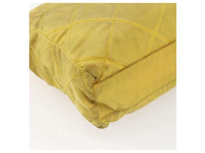 PRADA Borsa a Spalla con Catena Nylon Giallo Oro Auth bs33172 D'oro - vista 13