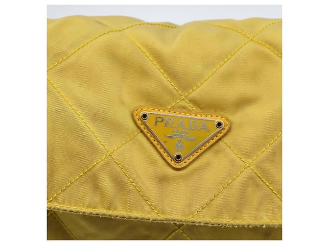 PRADA Borsa a Spalla con Catena Nylon Giallo Oro Auth bs33172 D'oro - vista 14