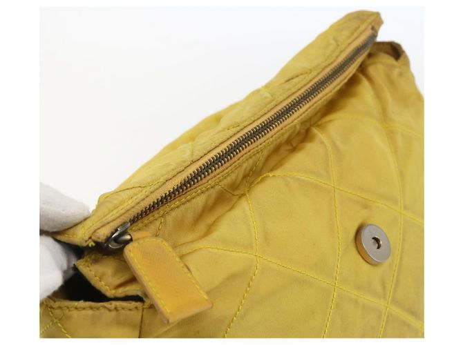 PRADA Borsa a Spalla con Catena Nylon Giallo Oro Auth bs33172 D'oro - vista 16