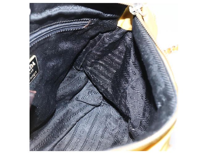 PRADA Borsa a Spalla con Catena Nylon Giallo Oro Auth bs33172 D'oro - vista 20