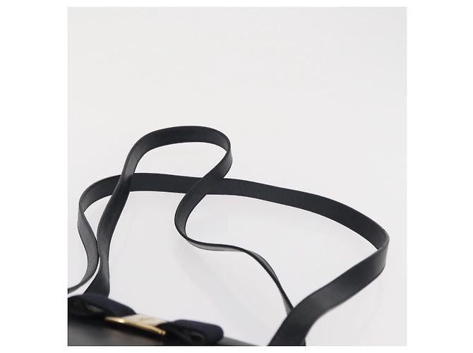 Bolsa de Ombro Vala Ribbon em Couro Azul Marinho e Ouro Auth 170410 da Salvatore Ferragamo Dourado - vista 8