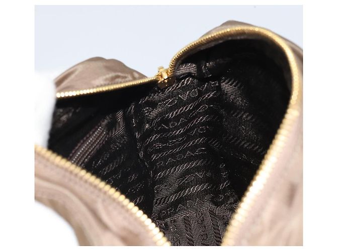 Borsa a Spalla con Catena Prada in Nylon Marrone Oro Auth bs33167 D'oro - vista 19