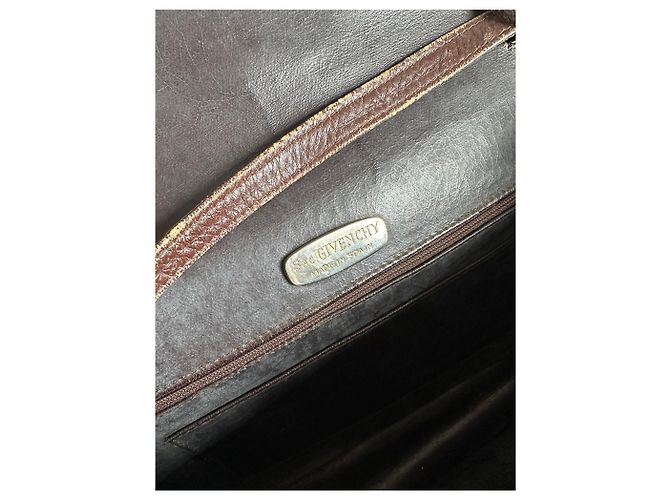 Bolso multiway de cuero monograma vintage Givenchy gris marrón Castaño - vista 12