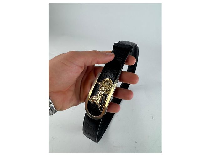 Céline Schwarzer Leder-Gürtel mit Vintage Celine Paris Wagenlogo - Ansicht 2