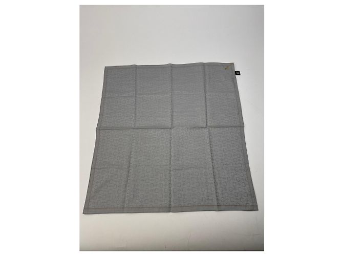 Céline Sciarpa Vintage Celine C Monogramma Argento Nero Grigio - vista 9