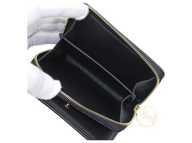 Cartera Lou Coussin Bifold Louis Vuitton Negro - vista 9